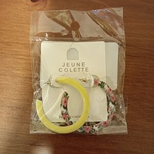 Fashion Nova - Asymmetric Yellow and Floral Open Hoop Earrings - NWT
